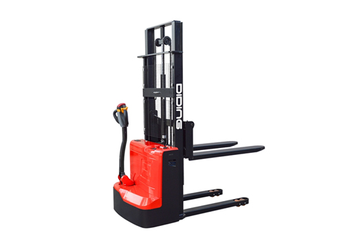 Electric Pallet Stacker Can Reduce Manual Labor and Injury in Your Facility