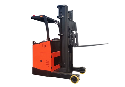 Reach Forklift vs. Truck: Which One Do I Need?