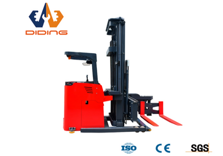 reach forklift.png